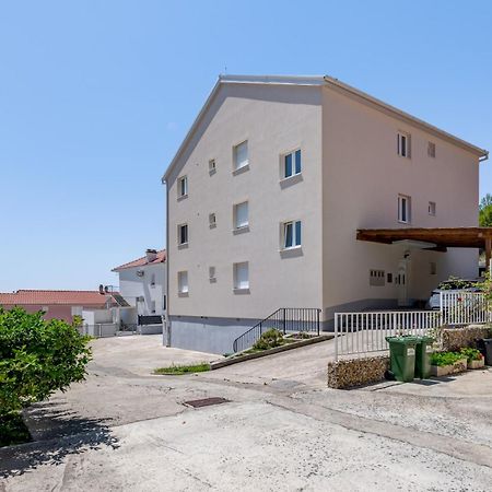 Apartments Cala Подстрана Екстериор снимка