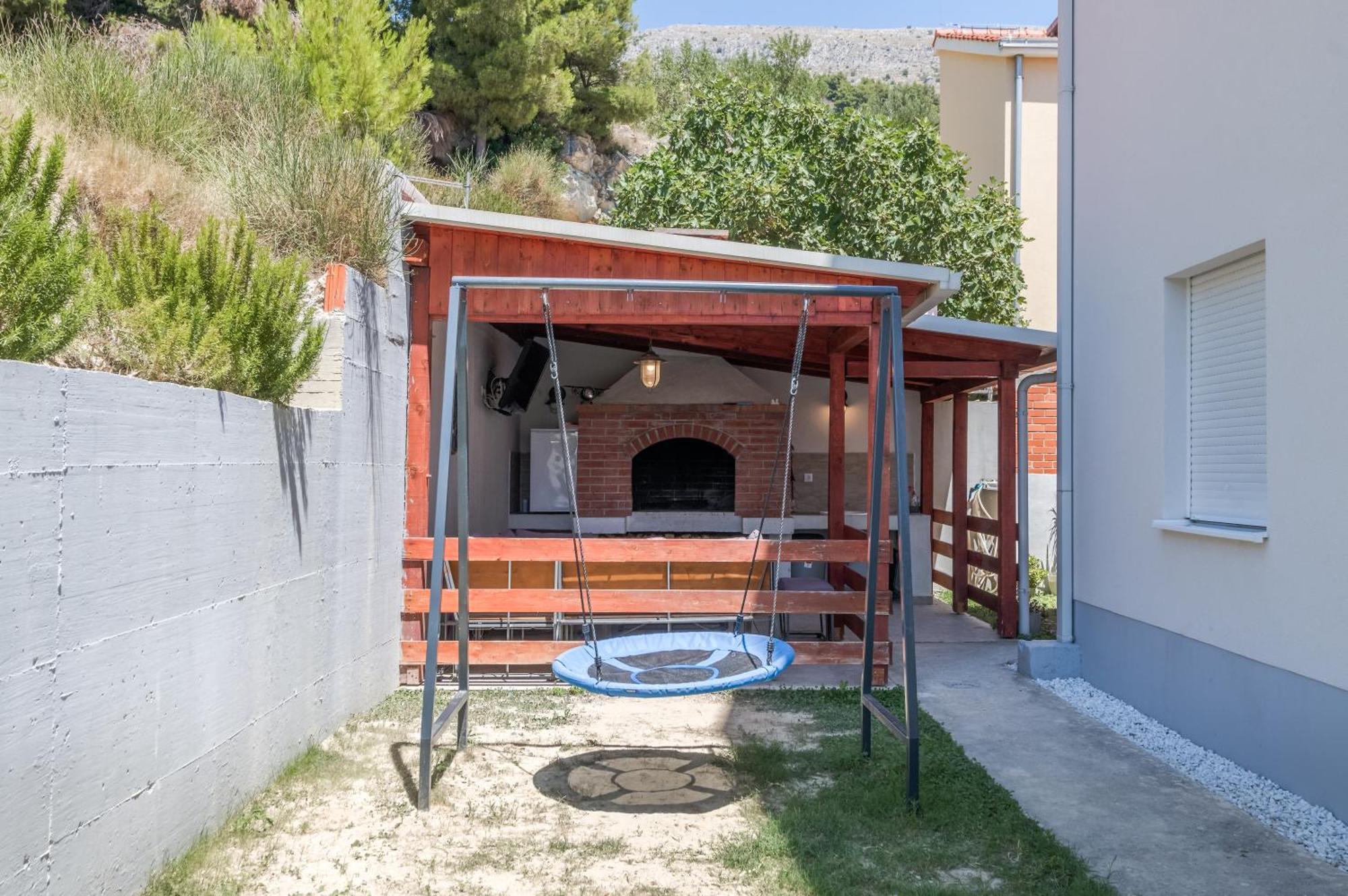 Apartments Cala Подстрана Екстериор снимка